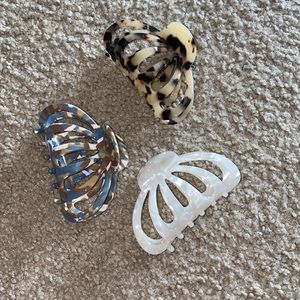 🌟Super cute Anthropology jaw clips🌟